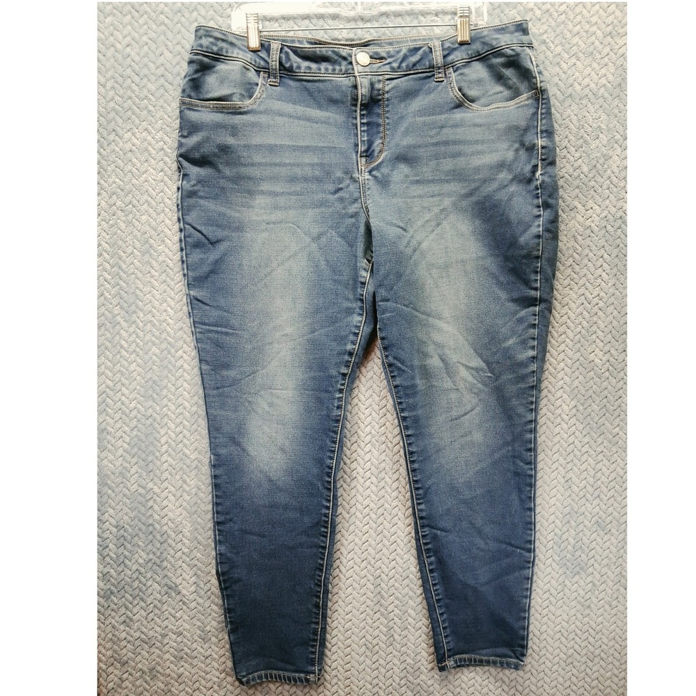 Maurices Womens XL-R Medium Wash Skinny Jeans Mid Rise Stretch Denim Blue